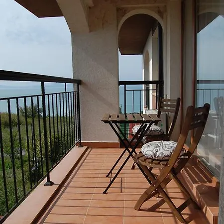 Sanisidro - Sea Club アパート *